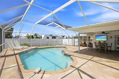 361 Wherley Avenue SE, Port Charlotte, FL 33952 - Photo 5