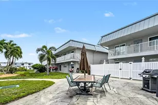 6777 Winkler Rd, Fort Myers, FL 33919 - Photo 37