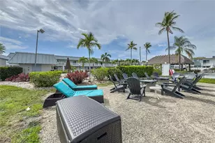 6777 Winkler Rd, Fort Myers, FL 33919 - Photo 31