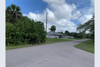 1375 Clearview Drive, Port Charlotte, FL 33953 - Photo 9