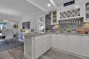 4263 Island Cir, Fort Myers, FL 33919 - Photo 9