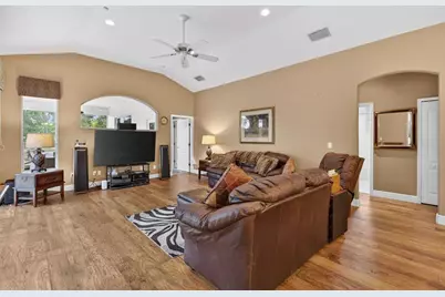 4940 Bridgehampton Boulevard, Sarasota, FL 34238 - Photo 25