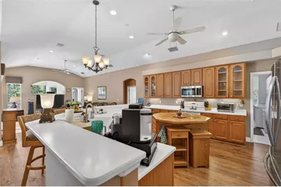 4940 Bridgehampton Boulevard, Sarasota, FL 34238 - Photo 19