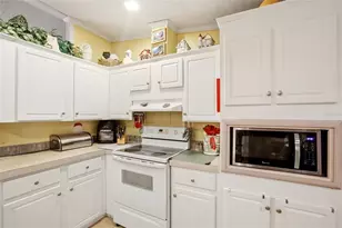 184 W Manatee Loop, Punta Gorda, FL 33950 - Photo 11