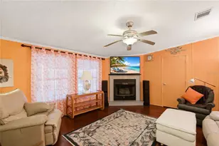 184 W Manatee Loop, Punta Gorda, FL 33950 - Photo 5