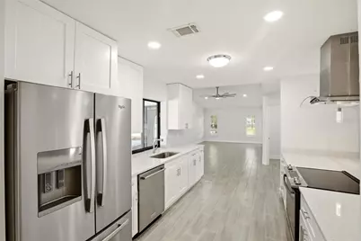 176 N Waterway Drive NW, Port Charlotte, FL 33952 - Photo 9