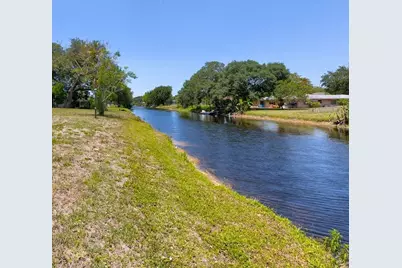 231 Caddy Road, Rotonda West, FL 33947 - Photo 1