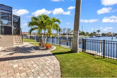 44 Colony Point Drive, Punta Gorda, FL 33950 - Photo 9