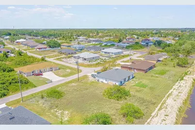 2405/2407 Ansel Avenue S, Lehigh Acres, FL 33973 - Photo 5