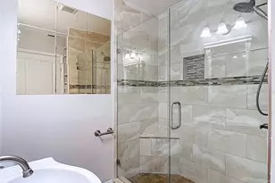 1328 Divot Ln, Tampa, FL 33612 - Photo 43