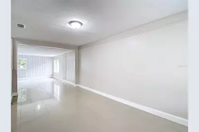 1328 Divot Lane, Tampa, FL 33612 - Photo 17