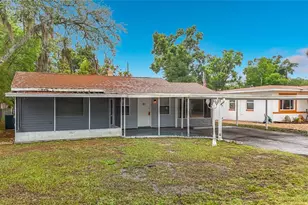 1328 Divot Ln, Tampa, FL 33612 - Photo 5