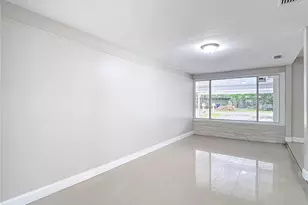 1328 Divot Ln, Tampa, FL 33612 - Photo 21