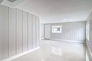 1328 Divot Ln, Tampa, FL 33612 - Photo 19