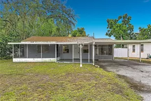 1328 Divot Ln, Tampa, FL 33612 - Photo 1