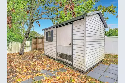 1328 Divot Lane, Tampa, FL 33612 - Photo 53