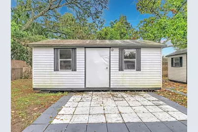 1328 Divot Lane, Tampa, FL 33612 - Photo 55