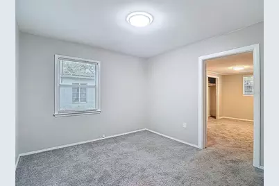 1328 Divot Lane, Tampa, FL 33612 - Photo 35