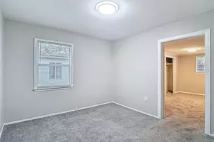 1328 Divot Ln, Tampa, FL 33612 - Photo 35