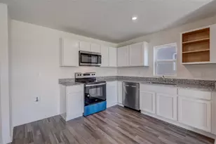 8305 Winter Garden Pkwy, Fort Pierce, FL 34951 - Photo 19