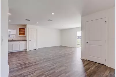 8305 Winter Garden Parkway, Fort Pierce, FL 34951 - Photo 11