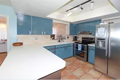 9215 Kingston Road, Bradenton, FL 34210 - Photo 11