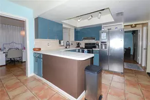 9215 Kingston Rd, Bradenton, FL 34210 - Photo 9