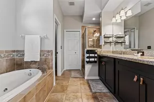 408 Delwood Breck St, Ruskin, FL 33570 - Photo 53