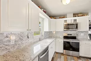 165 W Tarpon Blvd NW, Port Charlotte, FL 33952 - Photo 17