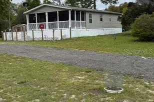 13330 SE 21st Pl, Morriston, FL 32668 - Photo 1