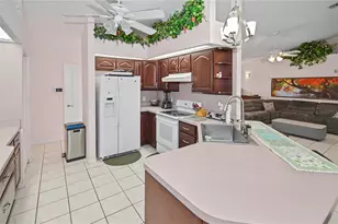 2324 W Price Blvd, North Port, FL 34286 - Photo 15