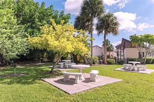 2724 Hidden Lake Blvd, Sarasota, FL 34237 - Photo 29
