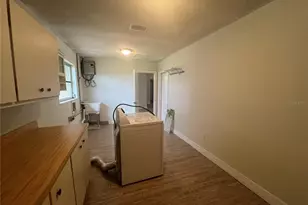 110 Sinclair St SE, Port Charlotte, FL 33952 - Photo 27