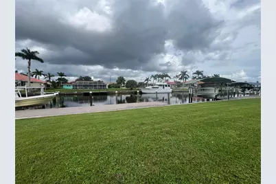 110 Sinclair Street SE, Port Charlotte, FL 33952 - Photo 33