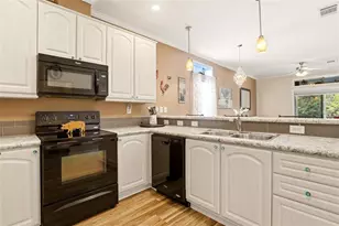 701 Aqui Esta Dr, Punta Gorda, FL 33950 - Photo 13