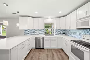 706 SW 51st Street Terrace, Cape Coral, FL 33914 - Photo 9