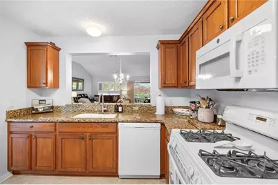 121 Costa Mesa Drive, Lady Lake, FL 32159 - Photo 5