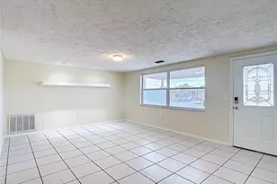 7219 Gulf Highlands Dr, Port Richey, FL 34668 - Photo 11