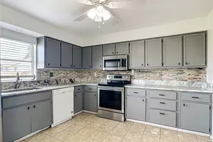 610 Chamber St NW, Port Charlotte, FL 33948 - Photo 15