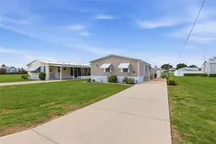 29228 Edgewood St, Punta Gorda, FL 33982 - Photo 3