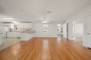 1000 Kings Hwy, Port Charlotte, FL 33980 - Photo 11