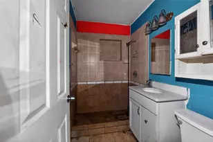 1423 18th St W, Bradenton, FL 34205 - Photo 35