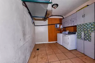 1423 18th St W, Bradenton, FL 34205 - Photo 37