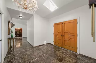 1105 Yorkshire St, Port Charlotte, FL 33952 - Photo 9