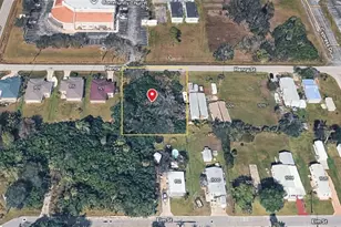 933 Henry St, Punta Gorda, FL 33950 - Photo 1
