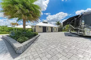 8602 SW Sand Crane Cir, Arcadia, FL 34269 - Photo 11