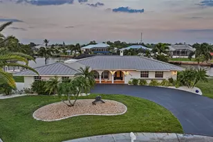 374 Severin Rd SE, Port Charlotte, FL 33952 - Photo 3