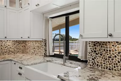 12902 SW David Drive, Lake Suzy, FL 34269 - Photo 15