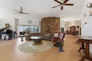 12902 SW David Dr, Lake Suzy, FL 34269 - Photo 11