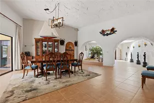 12902 SW David Dr, Lake Suzy, FL 34269 - Photo 9